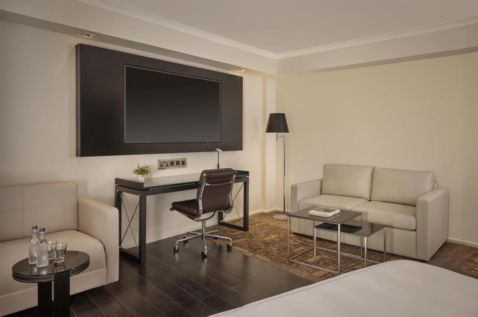 Executive Studio